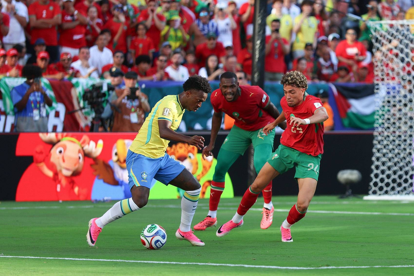 拜仁4球4助三叉戟齐发威,利物浦2球6助多点开花 拜仁4球4助三叉戟齐发威,利物浦2球6助多点开花