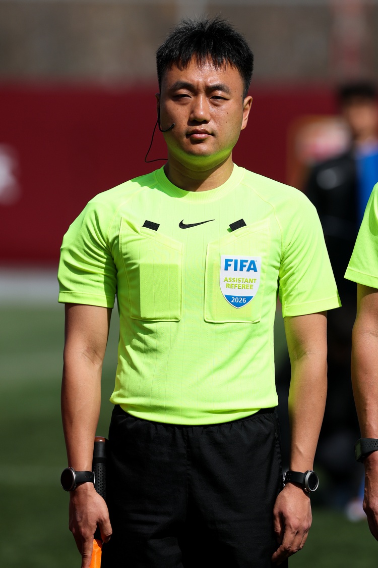 马宁专访释疑无缘主哨淘汰赛 辟谣张铖体测失败传闻 马宁专访释疑无缘主哨淘汰赛 辟谣张铖体测失败传闻
