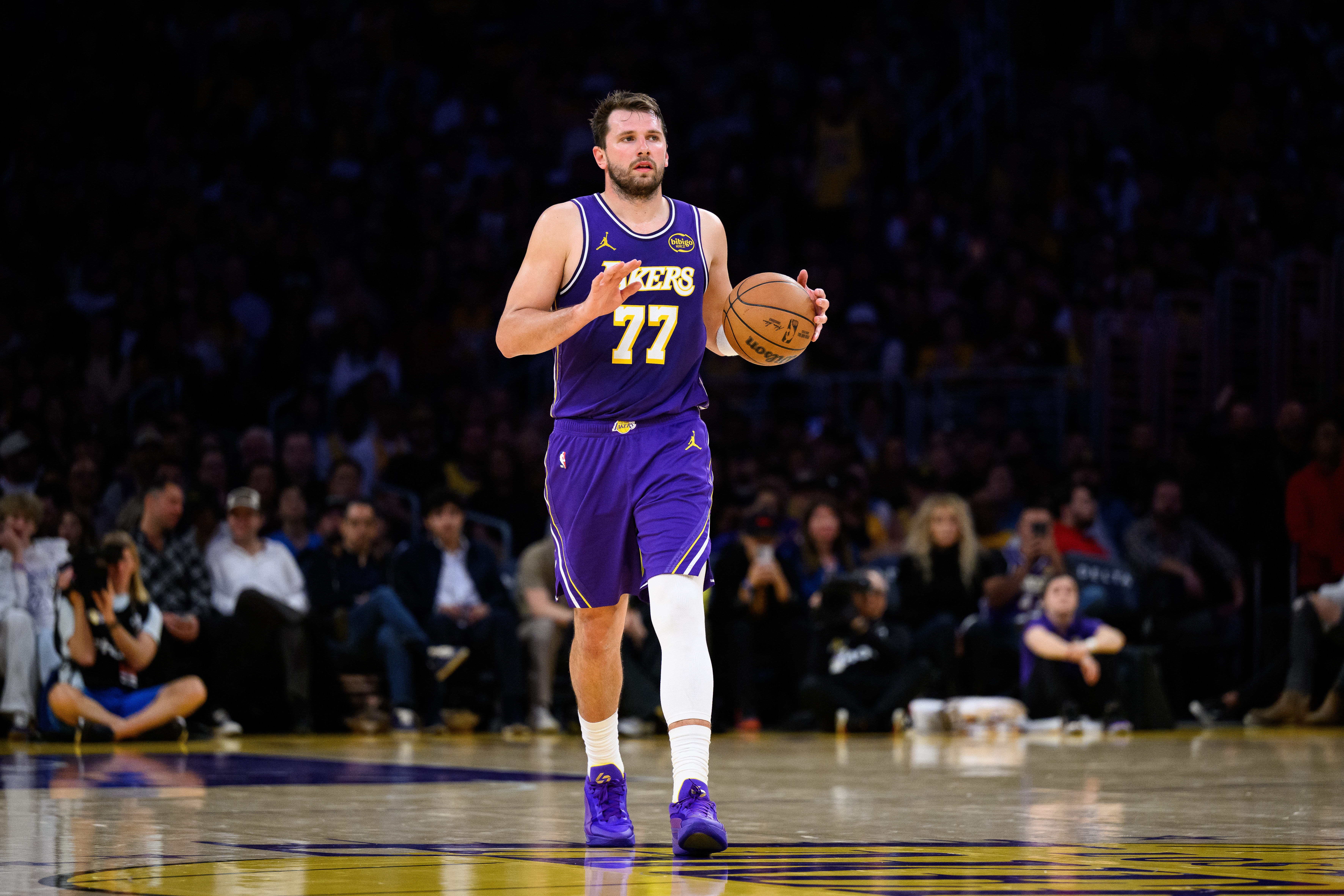 现役球员28岁前40+次数榜 东契奇70场居首 詹姆斯59场第二 杜兰特53场第三