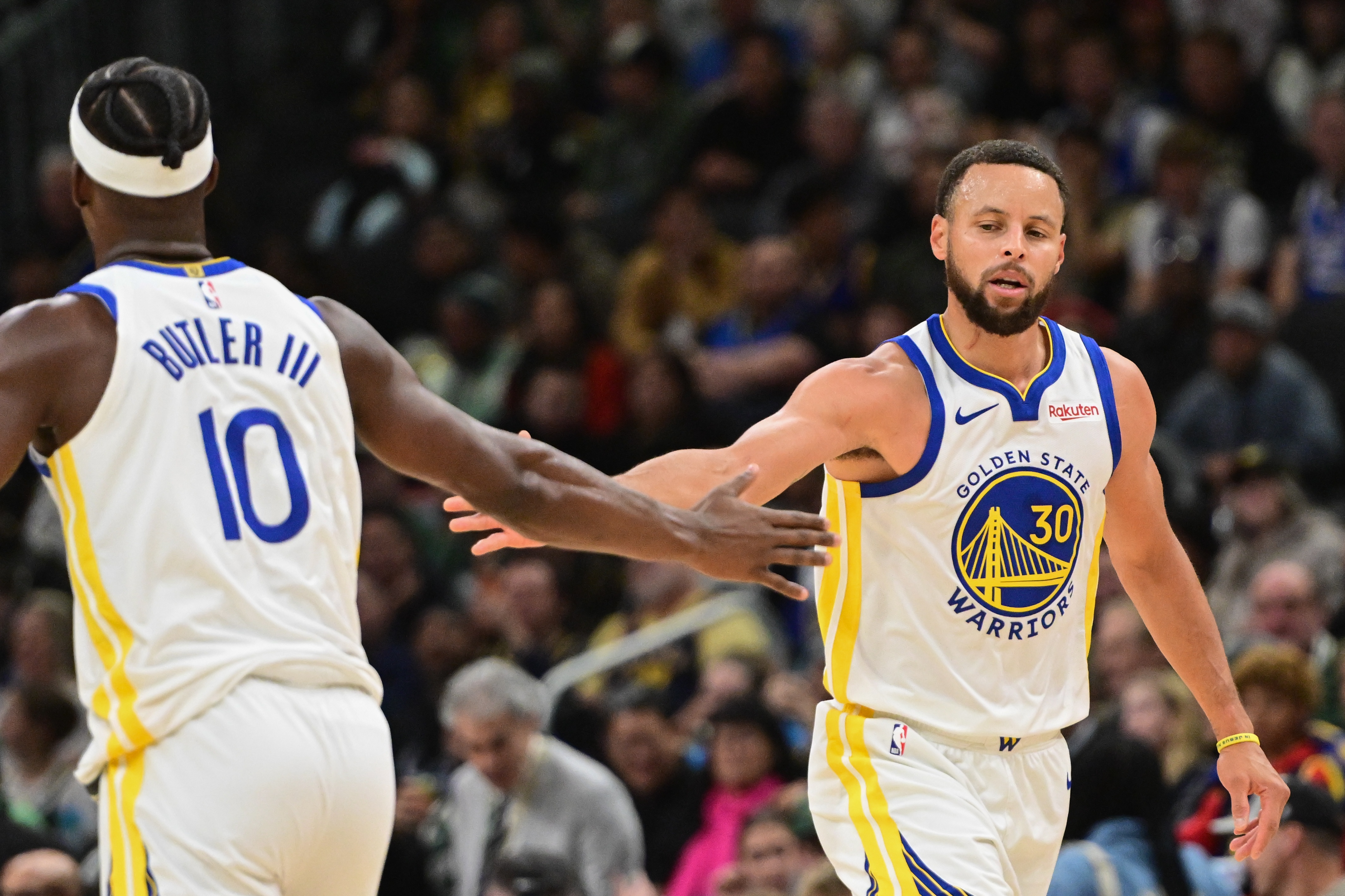 ESPN预测:KD&追梦季中会被交易!詹姆斯场均低于20分&湖人崩盘 ESPN预测:KD&追梦季中会被交易!詹姆斯场均低于20分&湖人崩盘