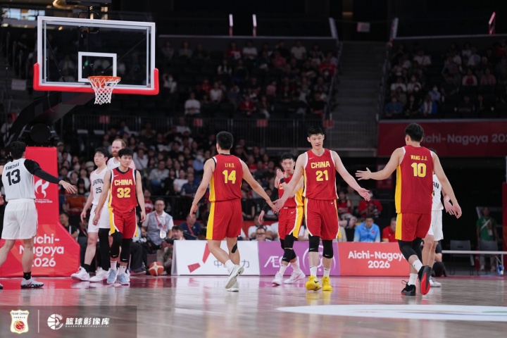 媒体人:不必太过悲观 中国篮球人口基数庞大&迟早触底反弹 媒体人:不必太过悲观 中国篮球人口基数庞大&迟早触底反弹
