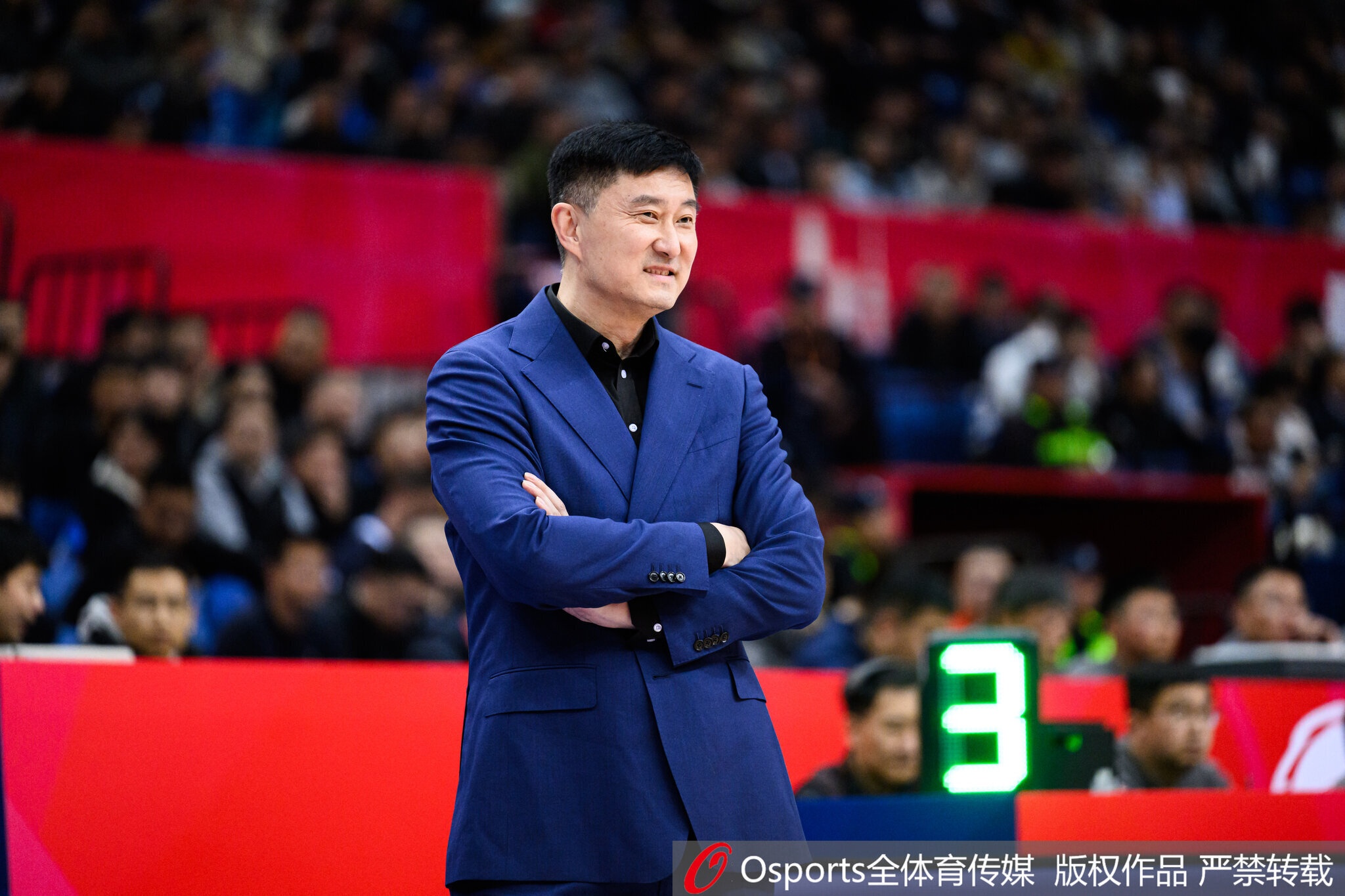媒体人：篮协22年为杜锋提供的新合同均薪千万以上 年限直到28年